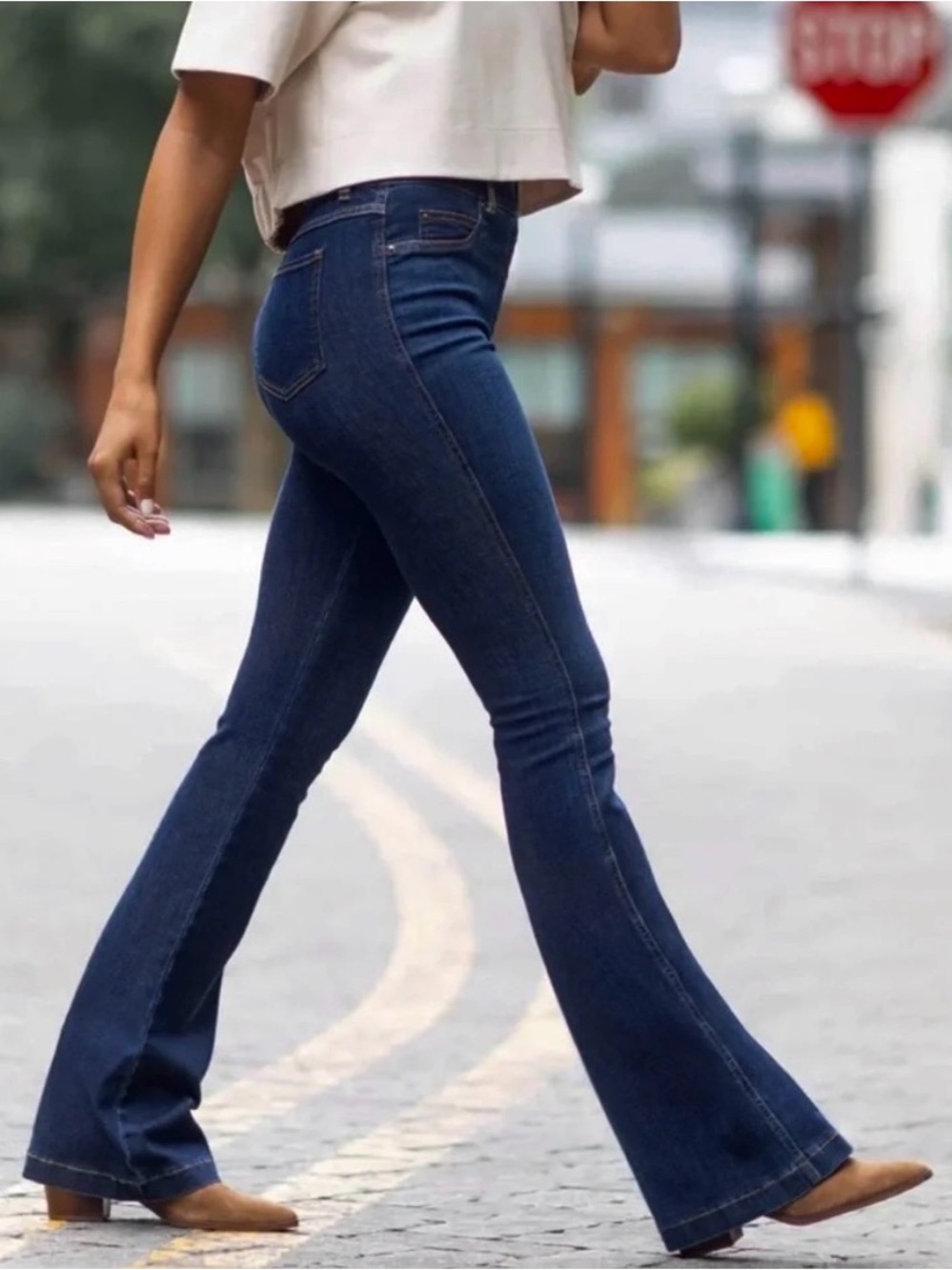 Spanx Flare Jeans Midnight Blue Shade Stretch Pull On Slimming Panel Large Tall